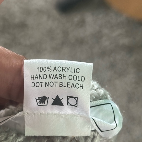 Ces Femme gray knit v-neck half sleeve sweater Sz M/L - Picture 4 of 4